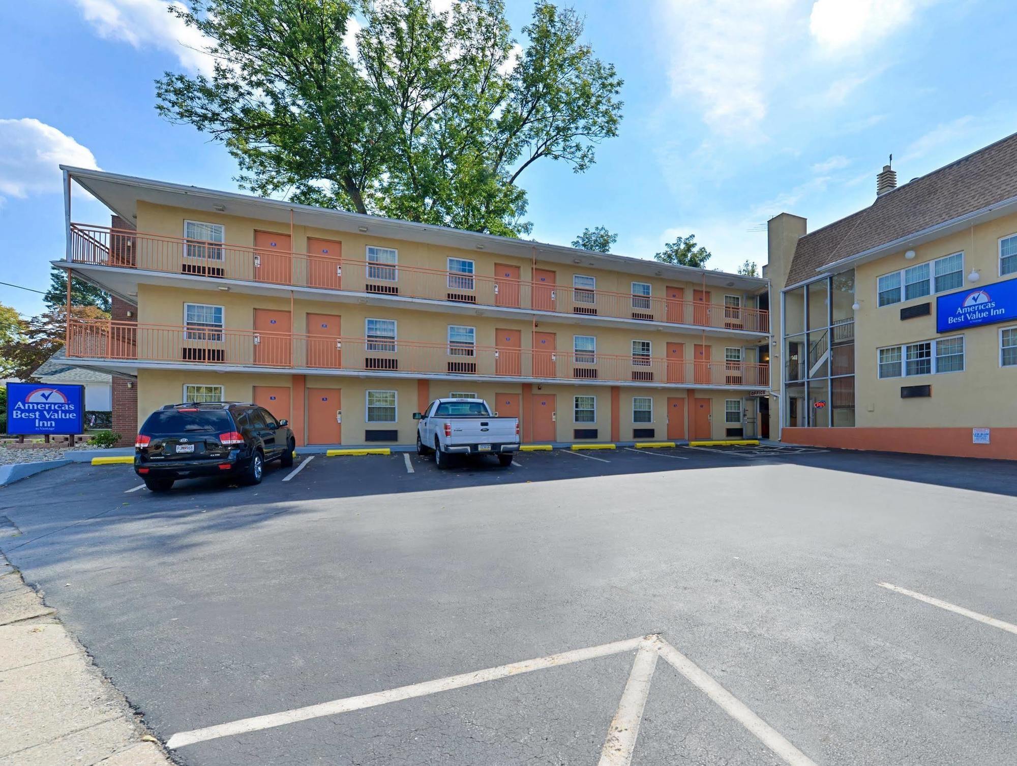 Americas Best Value Inn Media Philadelphia Esterno foto